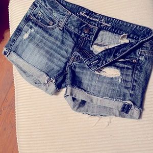 American eagle denim shorts distressed size 2
